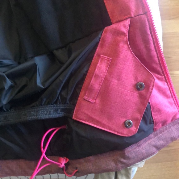 O”Neill Ski Jacket - Picture 8 of 9
